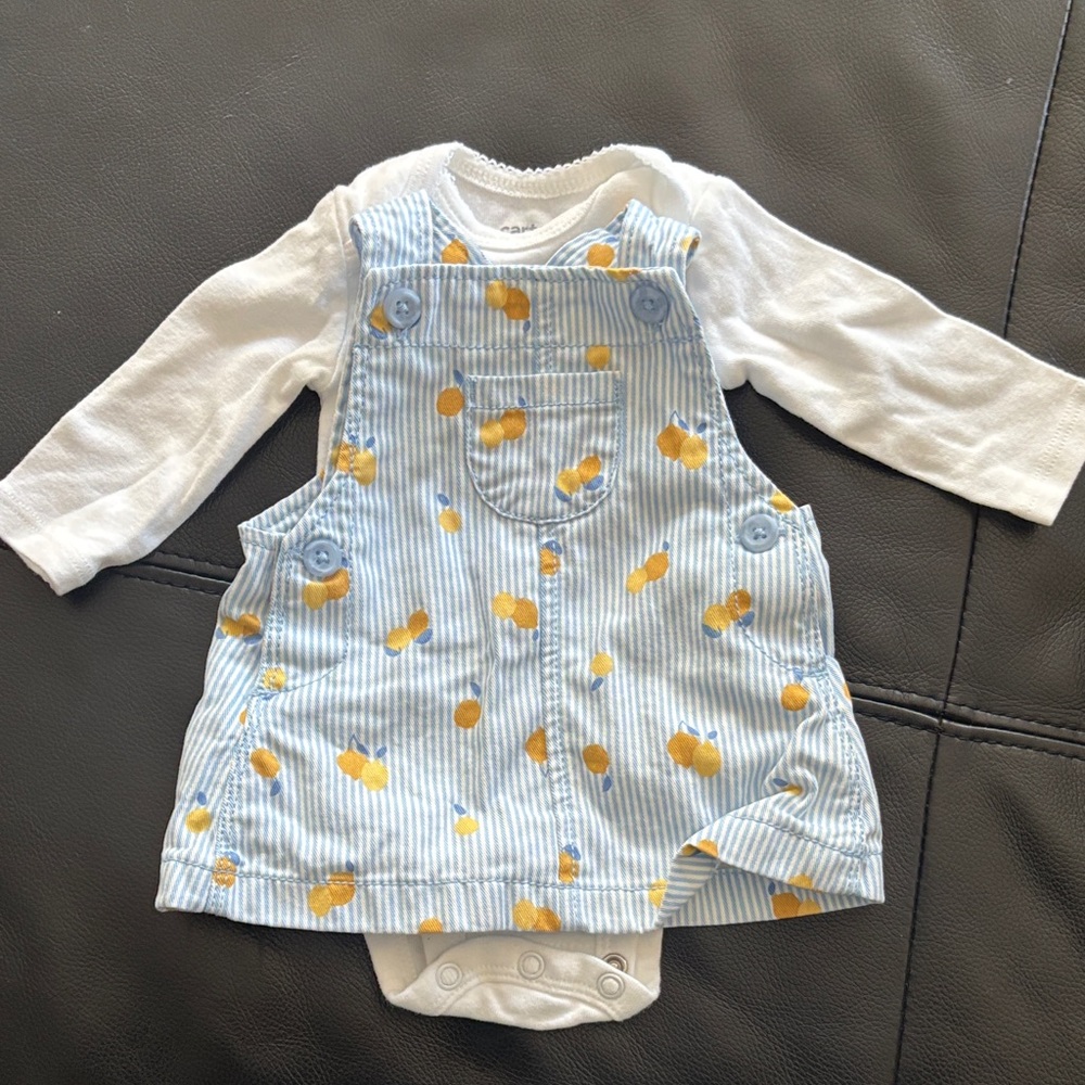 NWOT Newborn Carter’s dress and onesie